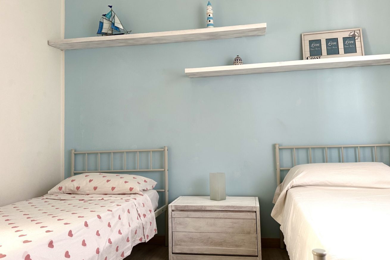 2 bedrooms, WiFi, bed sheets