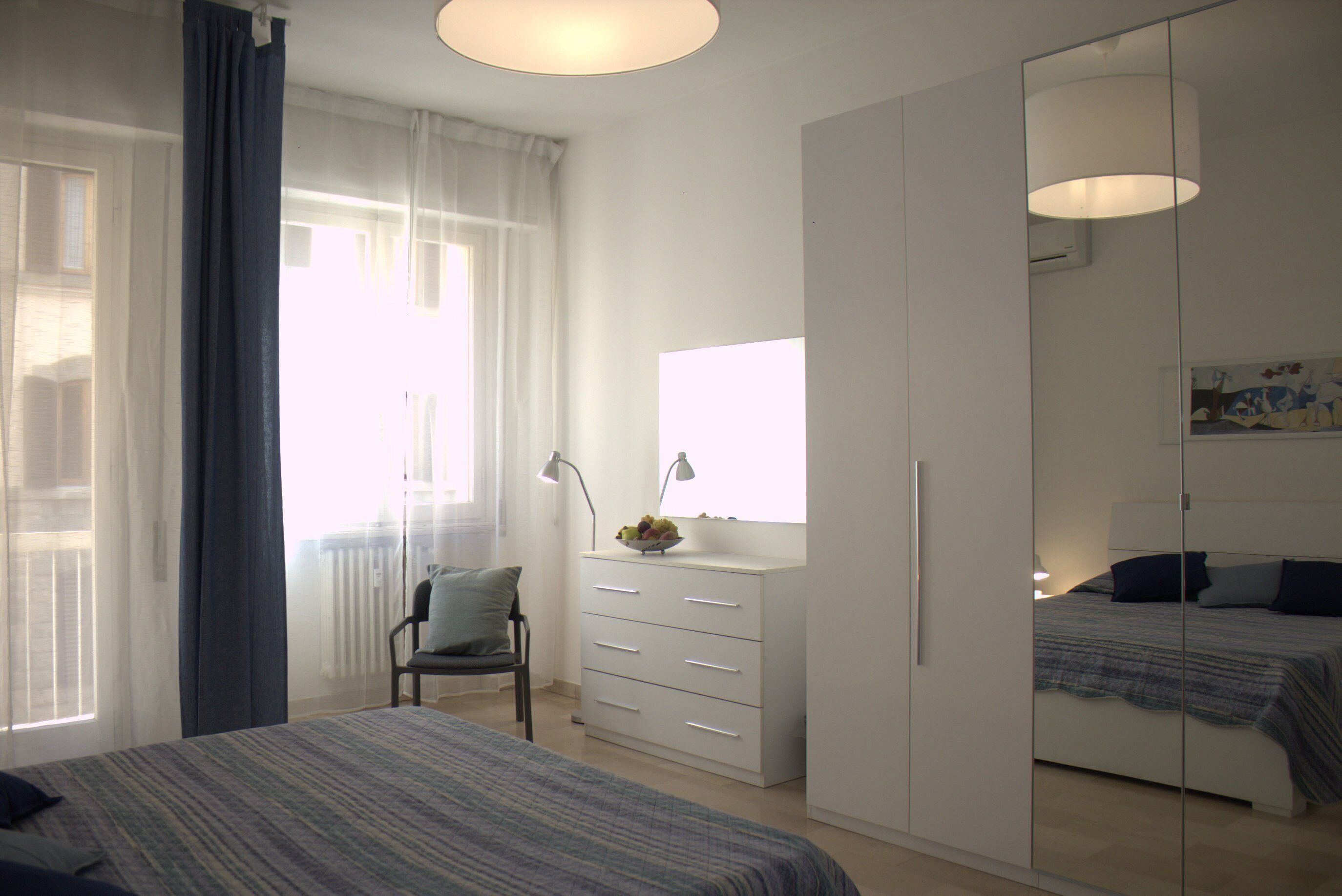 2 chambres, fer et planche à repasser, Wi-Fi, draps fournis