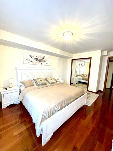 2 bedroom luxury apartment in New York 