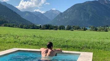 Luxury Villa, Mountain View | Lake view