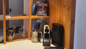 Luxury Villa, Mountain View | Coffee and/or coffee maker - TIROLER TRIS plus 1 (Eben am Achensee)