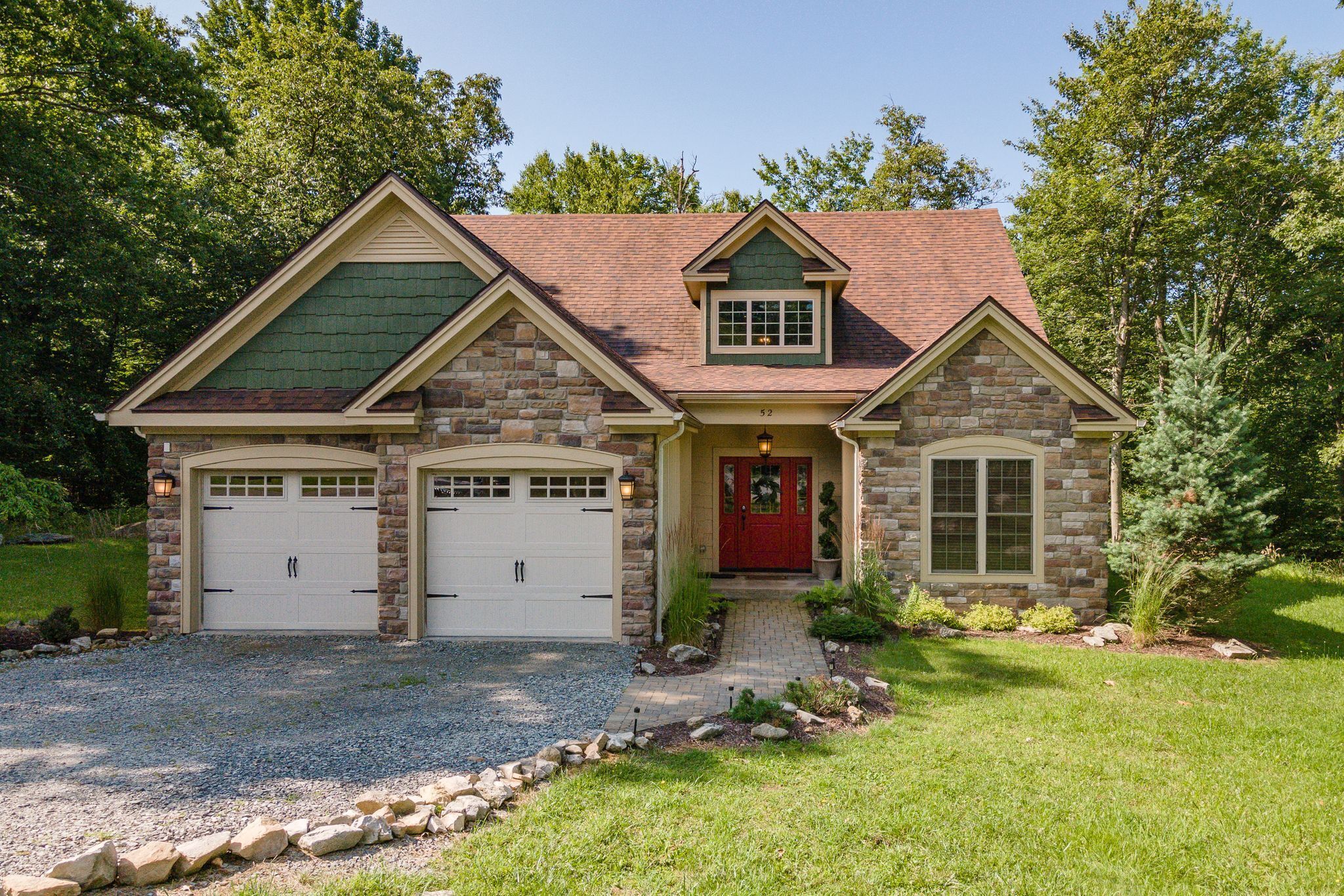 Cozy Wisp Mtn Home with Hot Tub & Golf Course