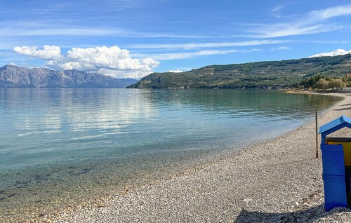 Nice home in Theologos with Wi-Fi