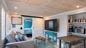 Smart TV, books