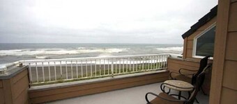 Point Brown Ocean Shores Resort Two Bedroom Oceanview Fireplace Balcony Relaxing
