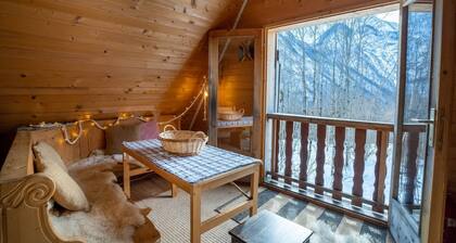 "elderflower Cottage In The Heart Of Nature"