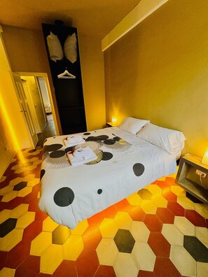 2 Schlafzimmer, Schreibtisch, Bügeleisen/Bügelbrett, kostenloses WLAN