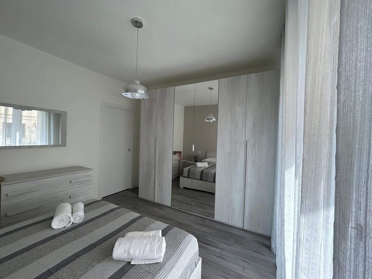 Bügeleisen/Bügelbrett, Reisekinderbett, WLAN, Bettwäsche