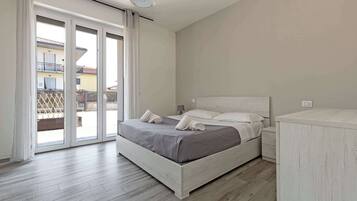 1 bedroom, iron/ironing board, travel crib, WiFi