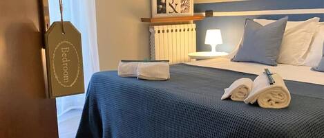 Bügeleisen/Bügelbrett, WLAN, Bettwäsche