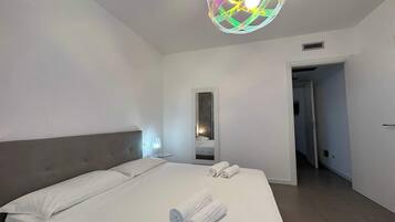 1 Schlafzimmer, Bügeleisen/Bügelbrett, Reisekinderbett, kostenloses WLAN