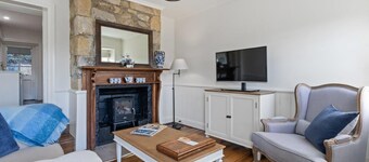 Cozy Georgian Cottages close to Hobart