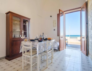 Talo, 1 makuuhuone, esteetön, tupakointi sallittu | Ruokailu