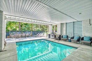 A heated pool - 53 Sandcastle | New Luxury Home | Walk2Beach | Free Heated Pool (Hilton Head Island)