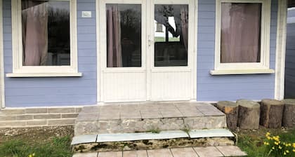 Chalet 'Les Chalets De Babeth Et Cathy' con terraza privada
