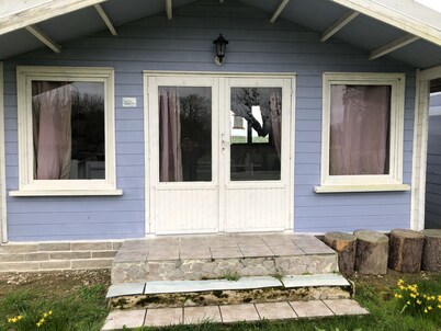 Chalet 'Les Chalets De Babeth Et Cathy' con terraza privada
