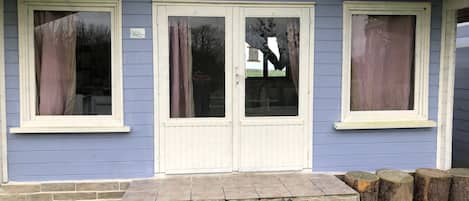 تفاصيل الفندق من الخارج