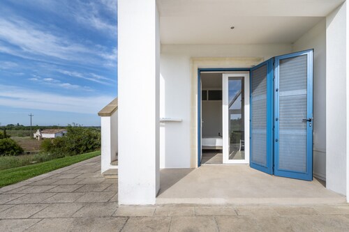 Villa 'Elegante  A Otranto' with Shared Terrace, Wi-Fi and Air Conditioning