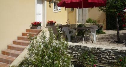 Appartement « VillaFleury » avec terrasse privée, balcon et Wi-Fi