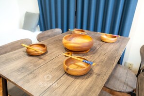 3 slaapkamers, een bureau, wifi