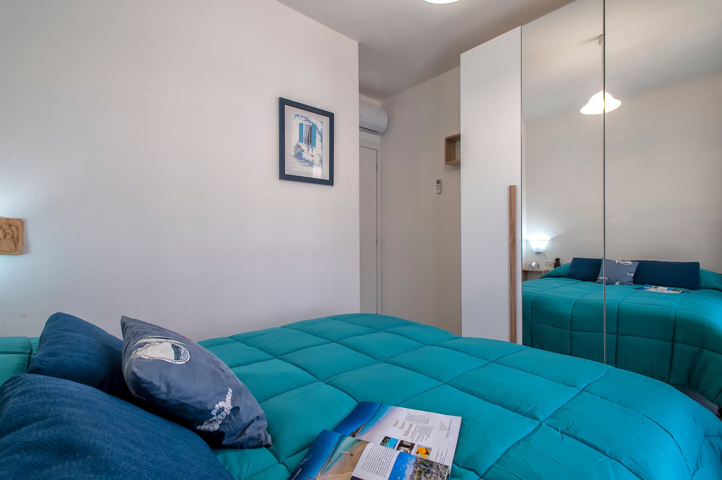 1 chambre, fer et planche à repasser, Wi-Fi gratuit, draps fournis