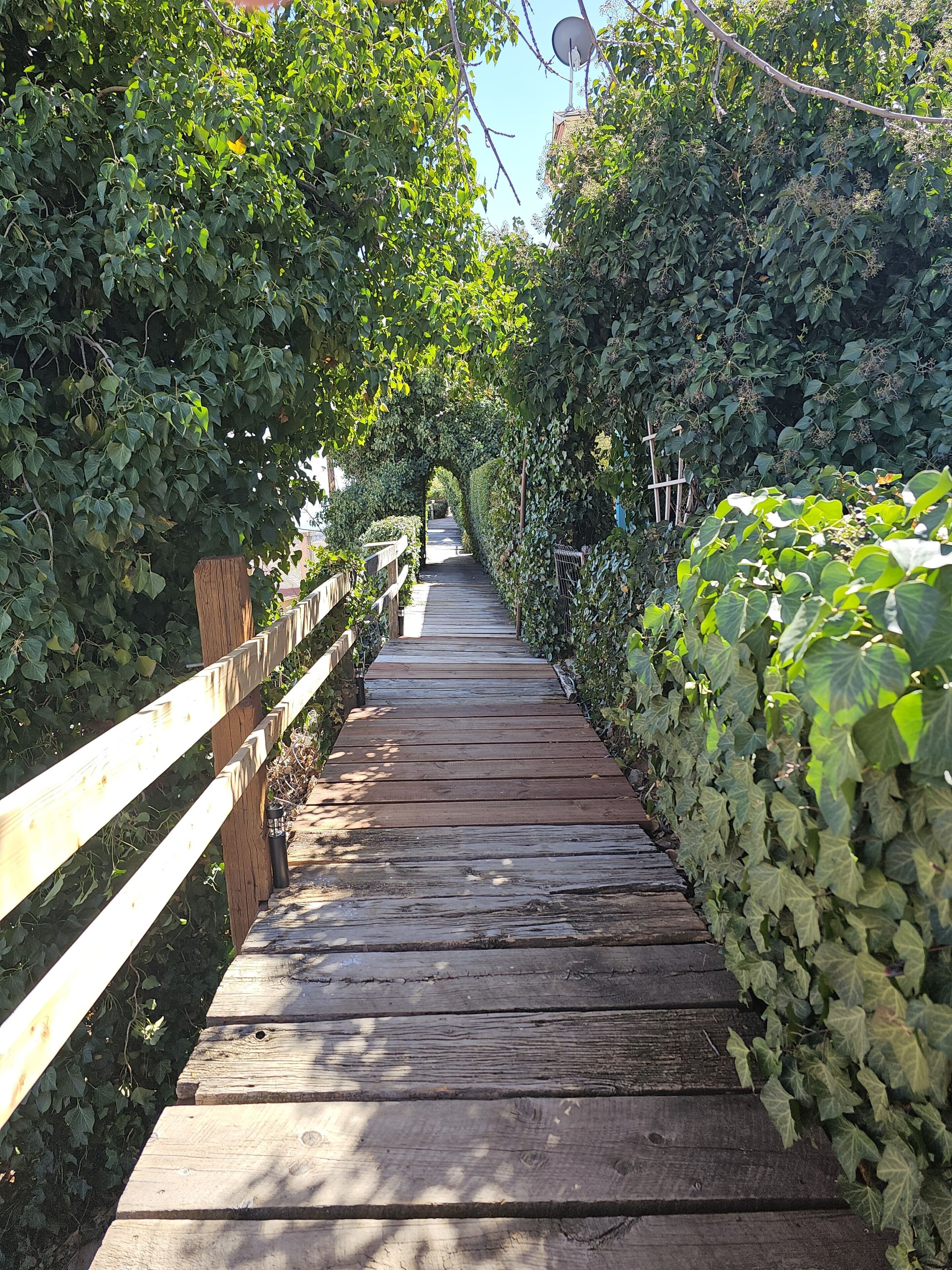 Charming 2-bedroom house in delightful Jerome on the boardwalk with WiFi, AC