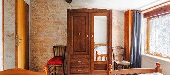 Holiday Home 'La Rétaise' with Private Terrace and Private Garden