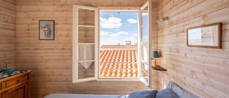 2 Schlafzimmer, Bügeleisen/Bügelbrett, Bettwäsche