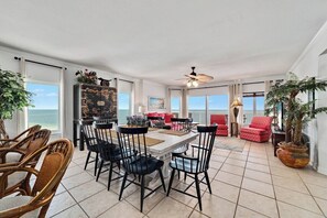 Dining - Admirals Quarters 1201 | Corner Unit | Sleeps 10 (Orange Beach)