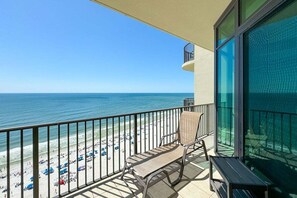 Property grounds - BEACHFRONT LUXURY, INDOOR/OUTDOOR POOL AND SAUNA, FAMILY FRIENDLY - Phoenix West 1507 (Orange Beach)