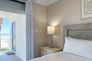 3 chambres, fer et planche à repasser, Wi-Fi gratuit, draps fournis