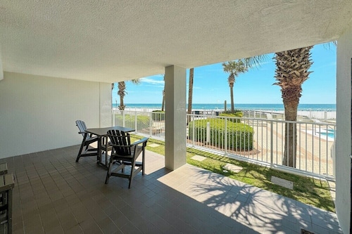 GROUND LEVEL BEACHFRONT CONDO UNIT, EASY ACCESS, INDOOR/OUTDOOR POOL