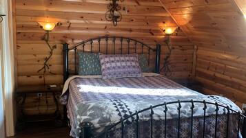 3 bedrooms, iron/ironing board, travel crib, WiFi
