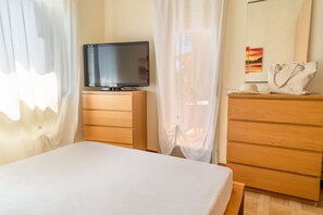 1 bedroom, iron/ironing board, bed sheets