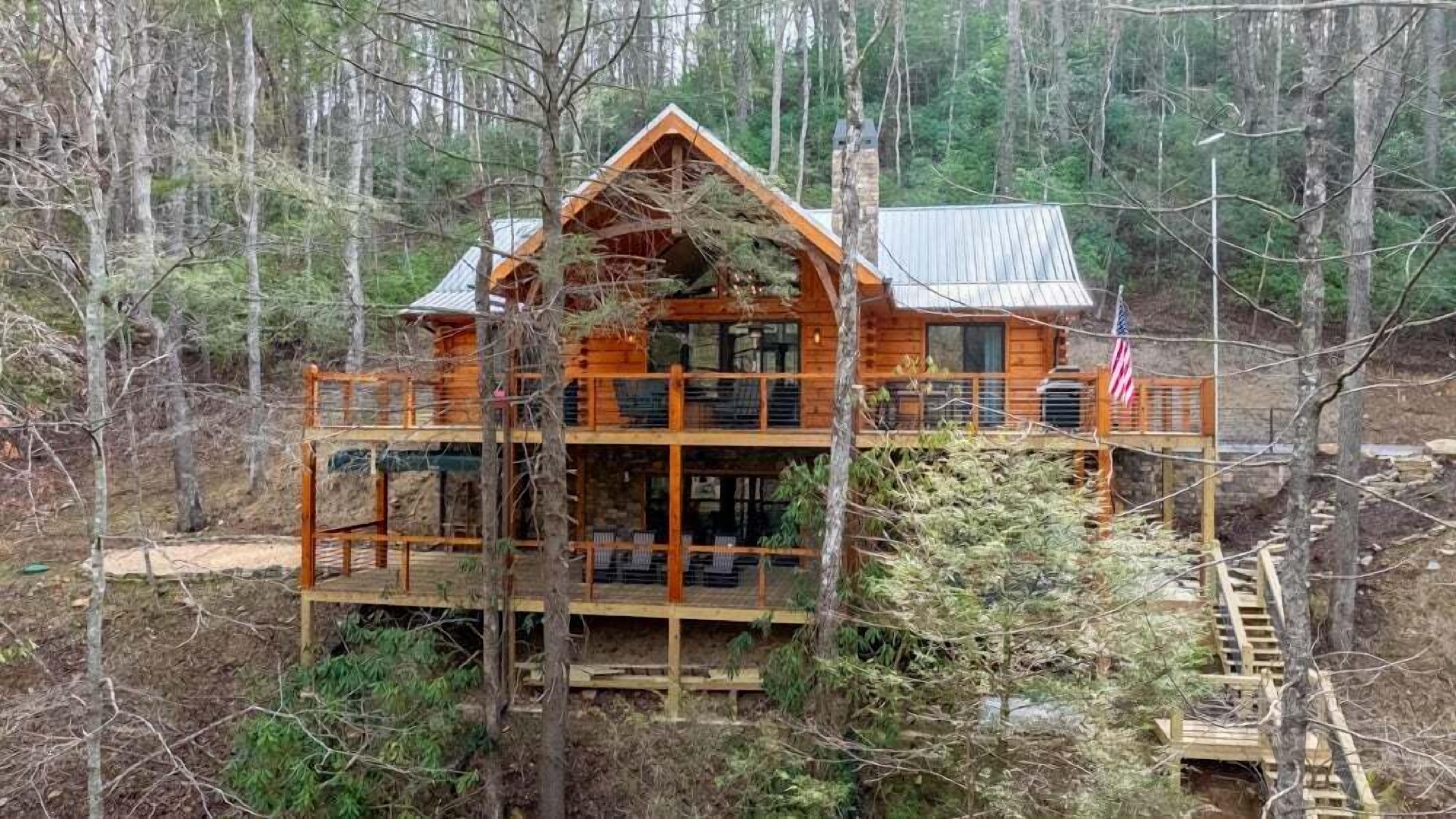 Overlook on Stanley Creek - Creekside | Hot Tub | Outdoor Living Galore