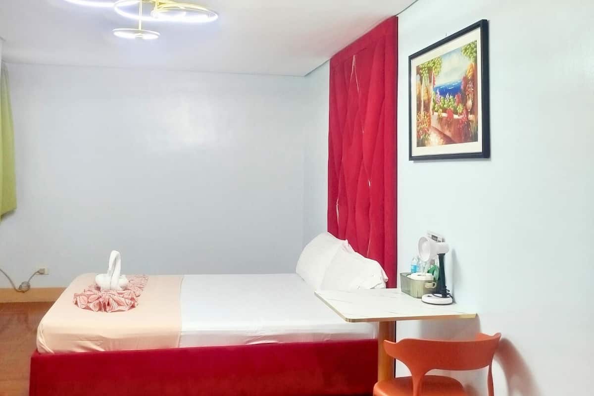 Habitación doble Deluxe | 1 habitación, wifi gratis y ropa de cama