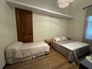 1 bedroom, WiFi, bed sheets