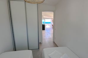 3 bedrooms, in-room safe, travel crib, free WiFi