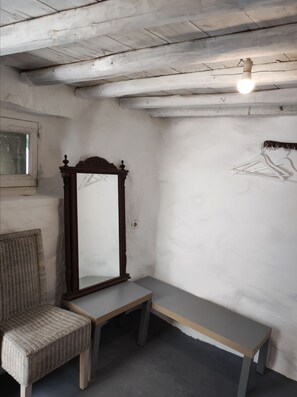 Rum - 1 sovrum - rökare - uteplats | Vardagsrum