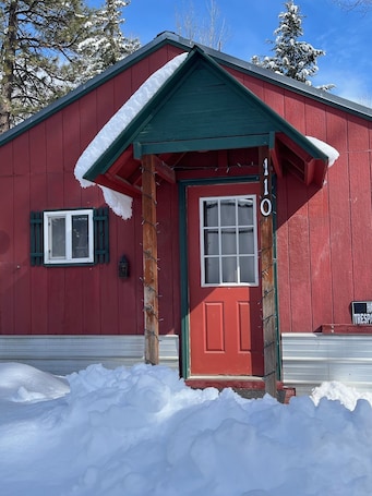 Exterior detail. Terrific cottage with AC in Idaho City