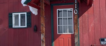 Terrific cottage with AC in Idaho City