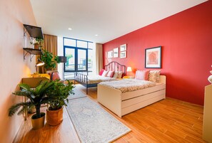 Family Suite | Minibar, iron/ironing board, free WiFi, bed sheets - Hangouts Urban Eco Langkawi (Langkawi)