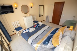 1 bedroom, iron/ironing board, travel crib, free WiFi - Apartamento Mar Azul (Portimão)