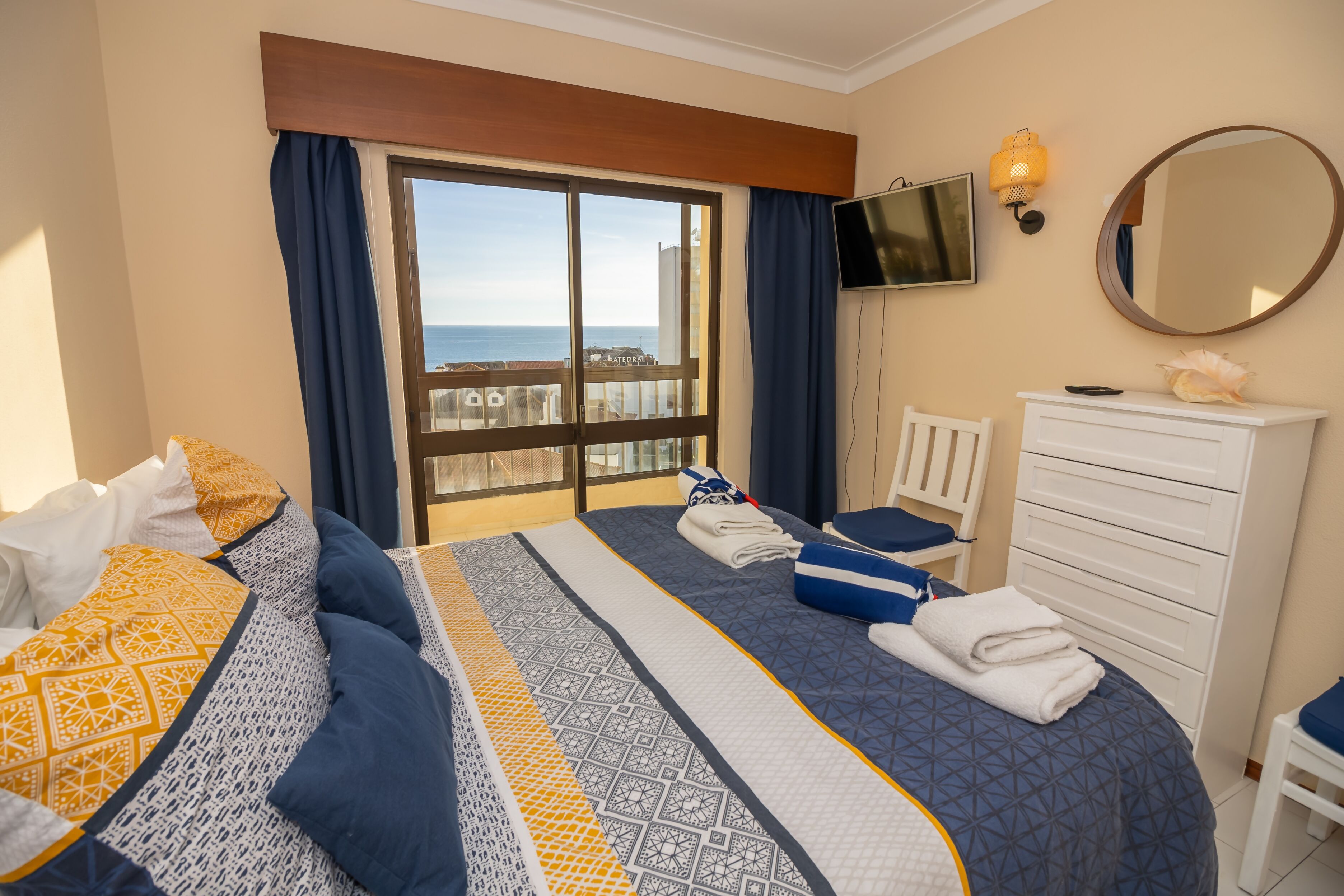 1 chambre, fer et planche à repasser, lit parapluie, Wi-Fi gratuit