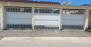 Front of property - Pousada Casa Do Viajante (Ubatuba)