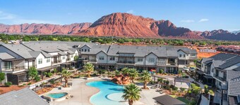 Ocotillo St. George Retreat near Tuacahn and Zions, Sand Hollow, Snow Canyon