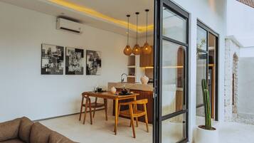 Smart TV 43-inci dengan saluran TV digital