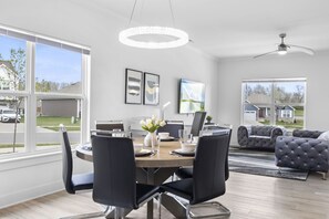 Dining - Equus: Work Friendly & Near Downtown (Jeffersonville)