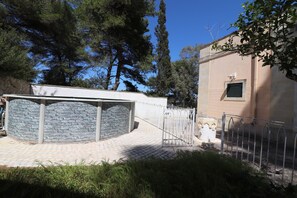 Exterior - Villa on the Alimini Lakes a Stone's Throw From the sea (Otranto)