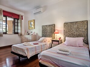 4 bedrooms, desk, Internet - Vera VIP Properties by Interhome (Vilamoura)